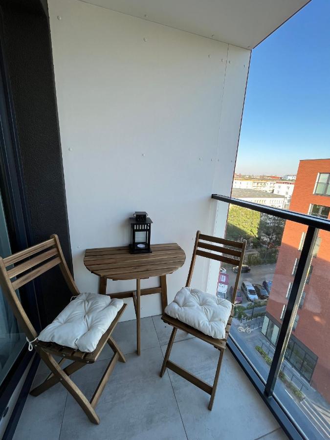 Feel At Home Teczowa Apartamenty Halo Wroclaw Exterior photo