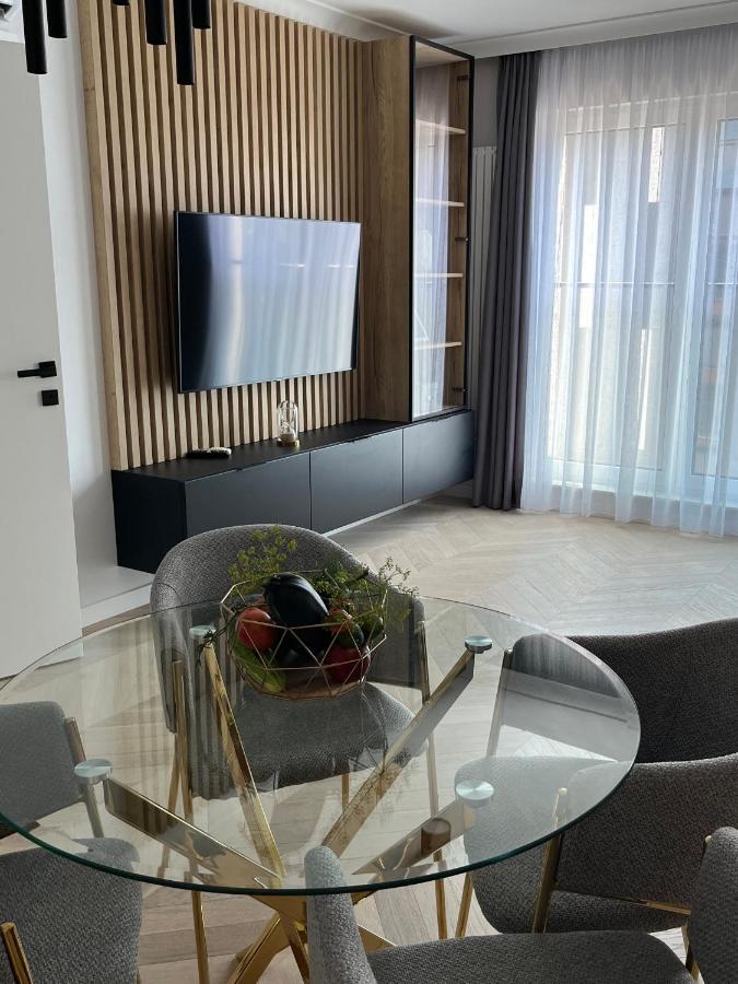 Feel At Home Teczowa Apartamenty Halo Wroclaw Exterior photo