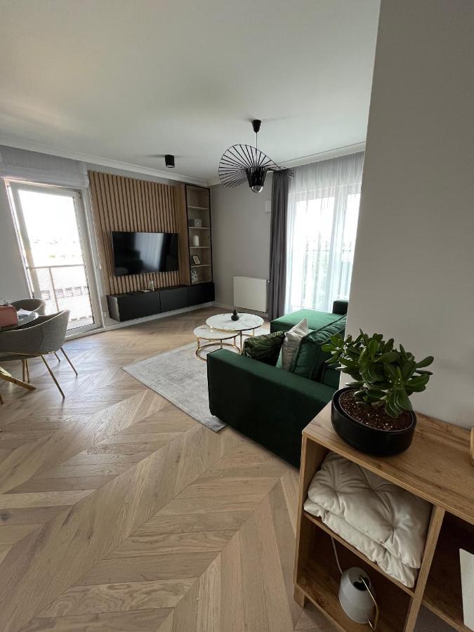 Feel At Home Teczowa Apartamenty Halo Wroclaw Exterior photo