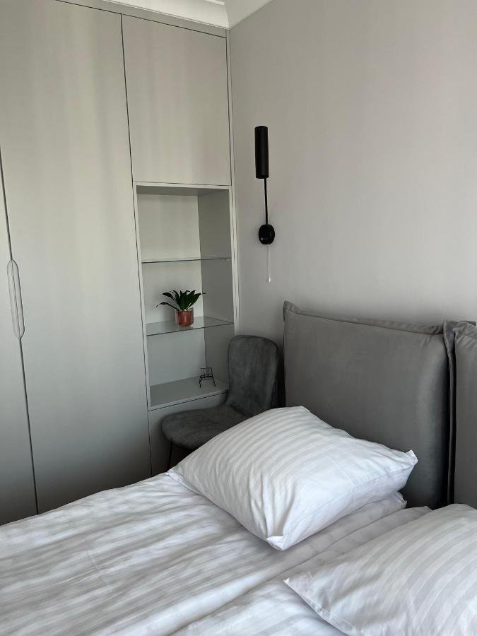 Feel At Home Teczowa Apartamenty Halo Wroclaw Exterior photo