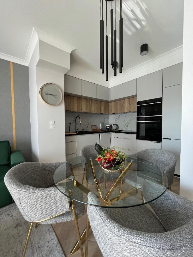 Feel At Home Teczowa Apartamenty Halo Wroclaw Exterior photo